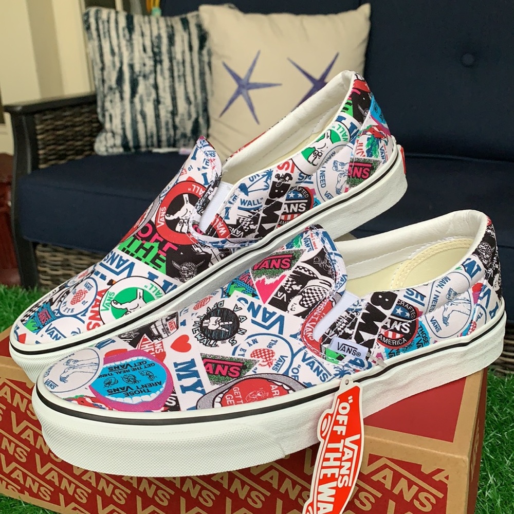 VANS Men’s CLASSIC SLIP-ON VANS MASH UP STICKERS/TRWHT Sneakers - Picture 8 of 16